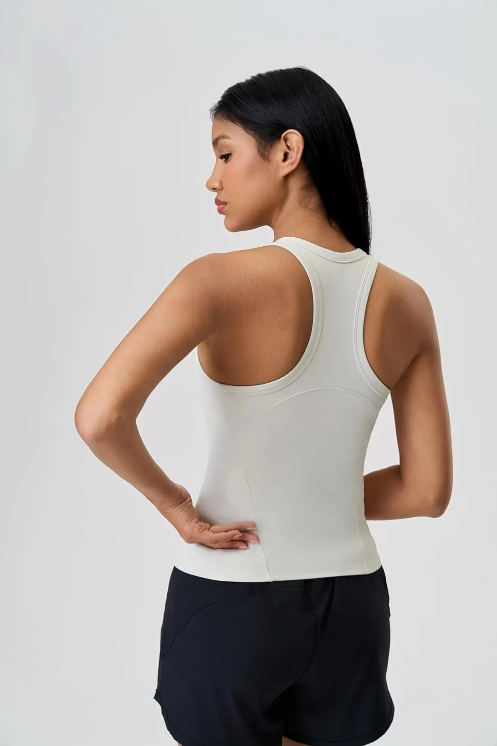 altiland Workout Tank Top for Woman with Built in Bra, Racerback Athletic Yoga Running 2 in 1 Tops