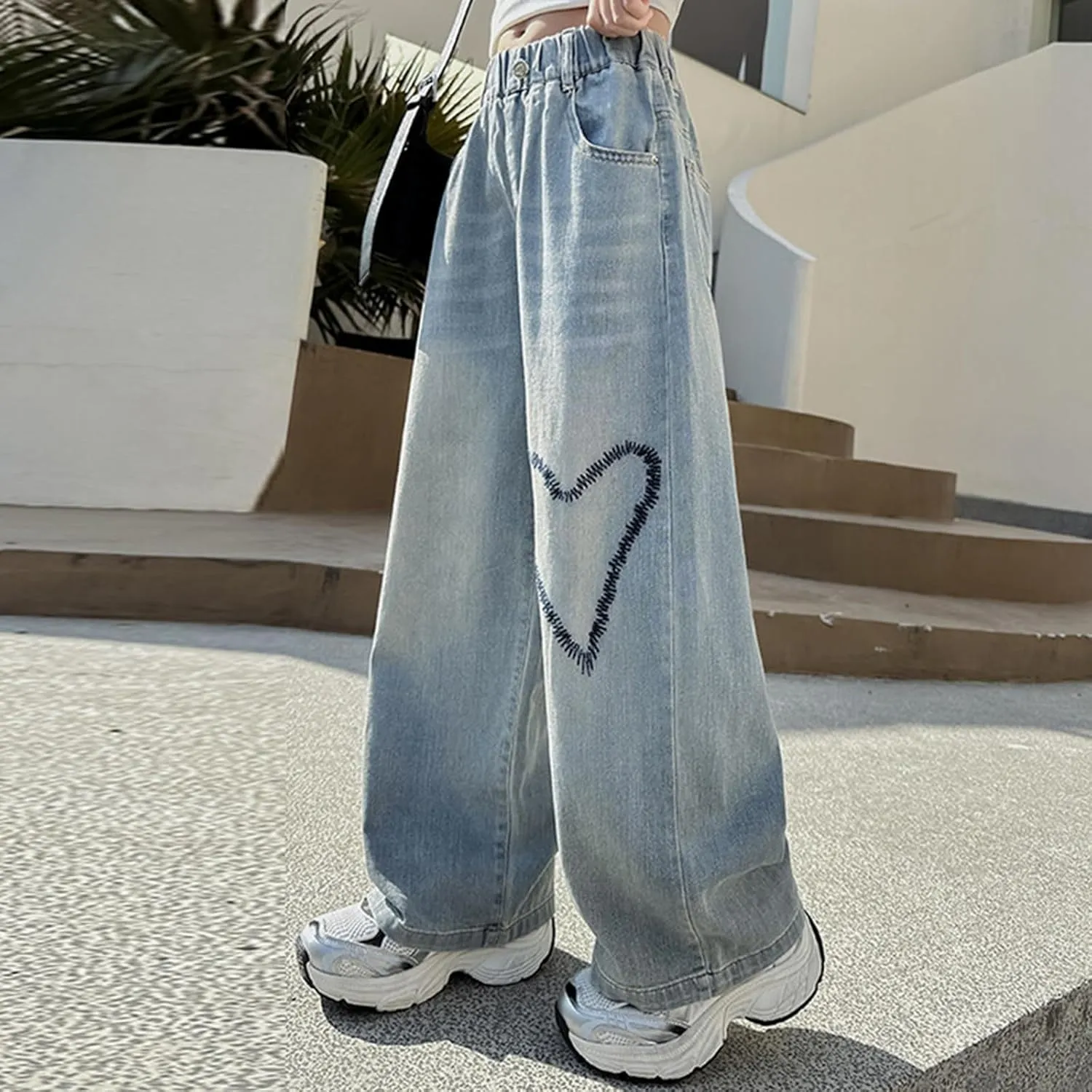 Girls Wide Leg Jeans Denim Elastic Wasit Mushroom Applique Y2k Street Pants Fashion Baggy Straight Trousers Kids Clothes