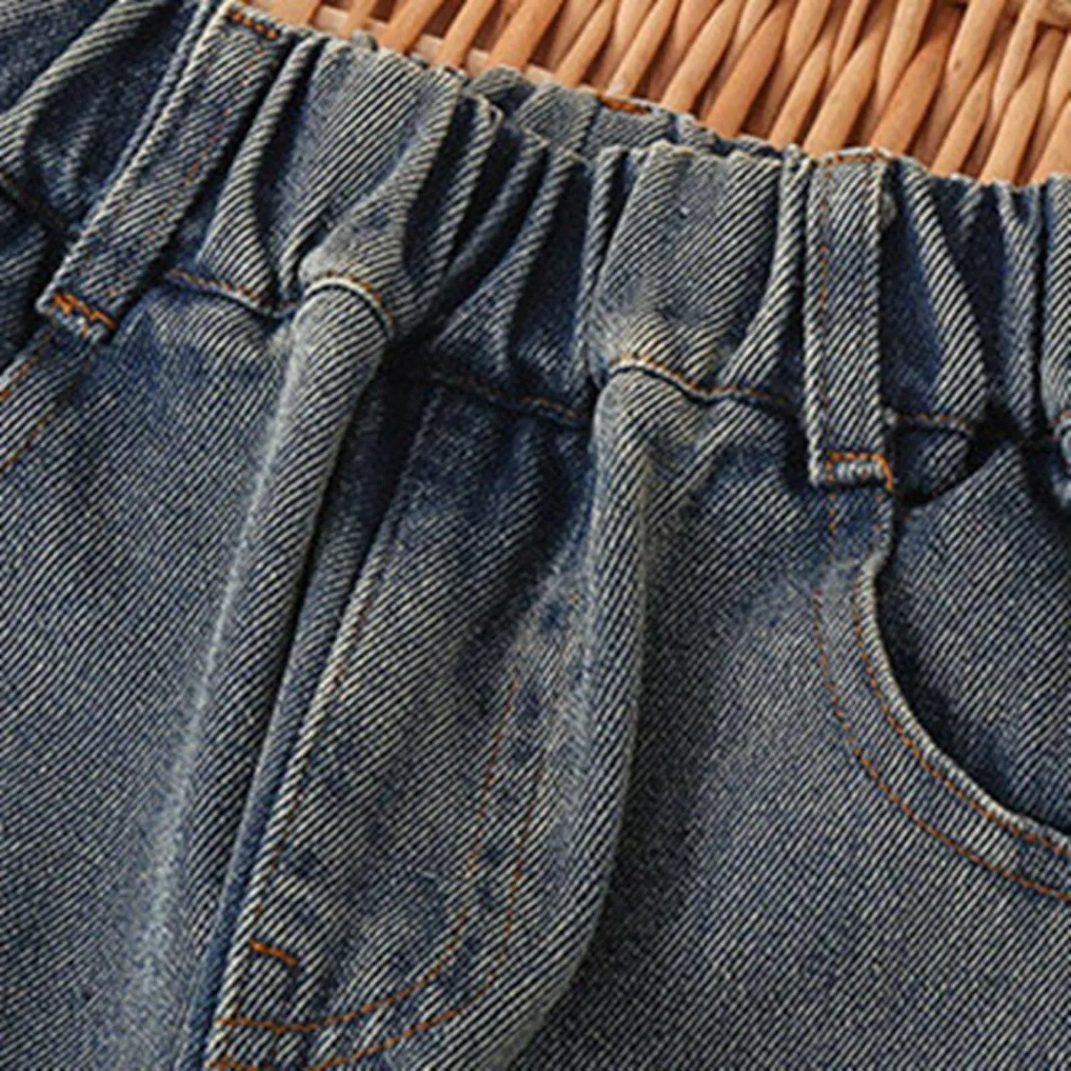 Girls Wide Leg Jeans Denim Elastic Wasit Mushroom Applique Y2k Street Pants Fashion Baggy Straight Trousers Kids Clothes