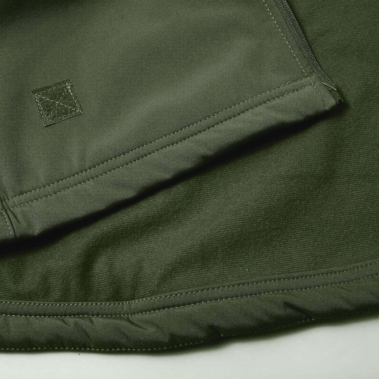 Men's Military Tactical Hoodie Jacket Warm Fleece Linend Hooded Winter Windproof Warm Hoodie Coat with Pockets