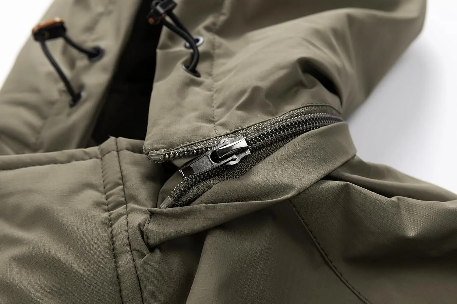 Men's Mountaineering Warm Winter Jacket Hooded Warm Removable Jacket Multi-Pocket Rain Jacket