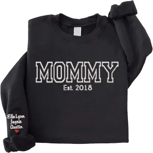 NAZENTI Custom Embroidered Sweatshirt for Grandma, Personalized Mom Embroidered Sweatshirt, Grandma EST Crewneck