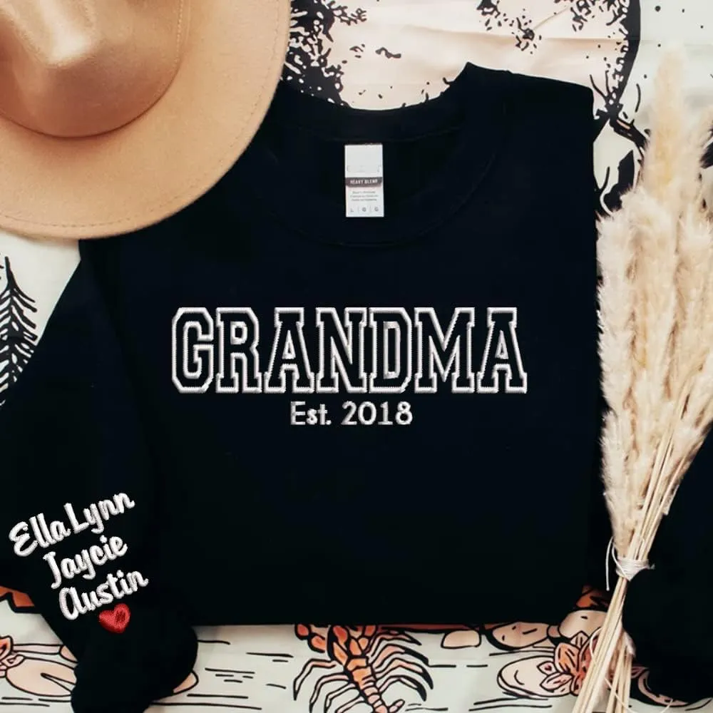 NAZENTI Custom Embroidered Sweatshirt for Grandma, Personalized Mom Embroidered Sweatshirt, Grandma EST Crewneck