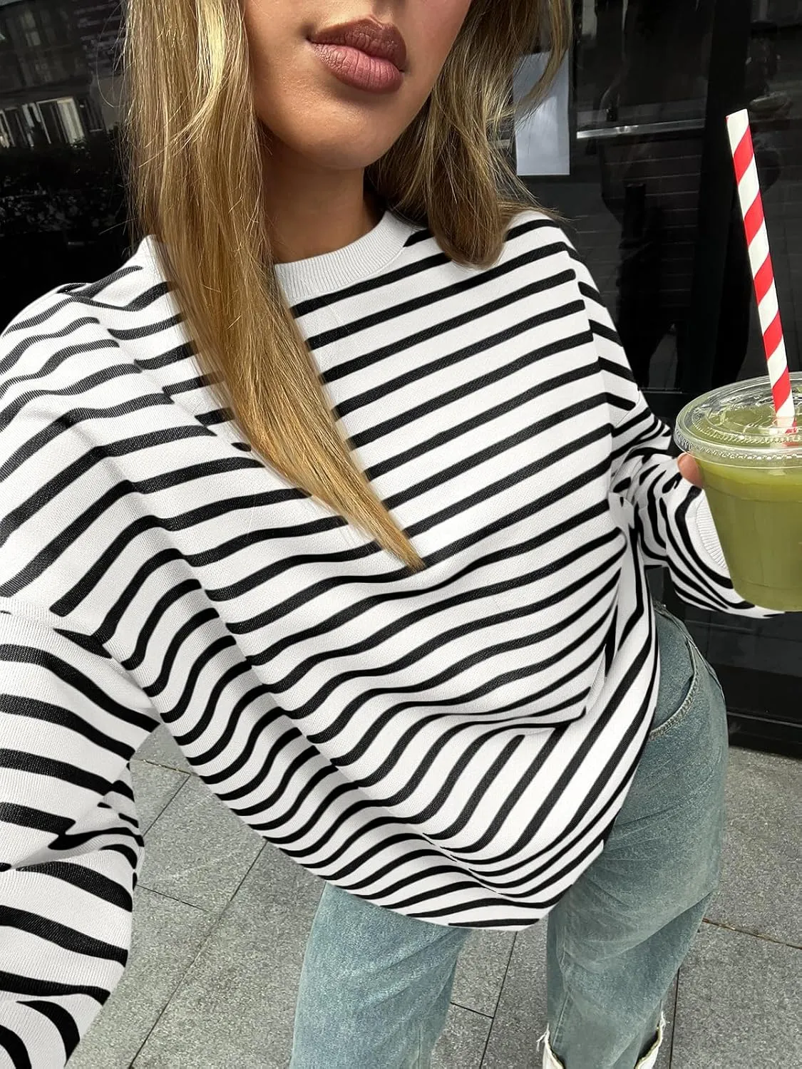 Trendy Queen Women's Oversized Crewneck Striped Sweatshirt