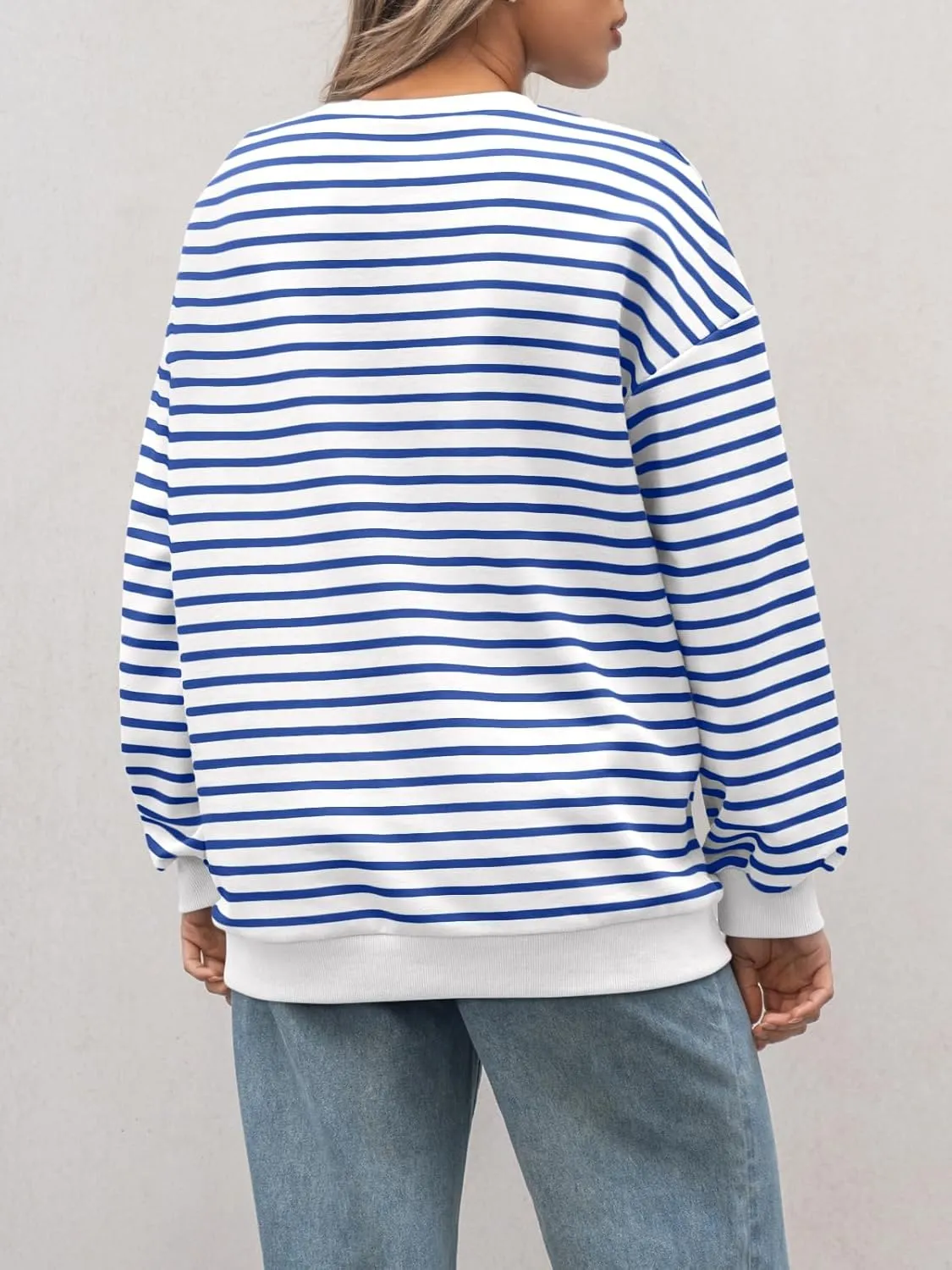 Trendy Queen Women's Oversized Crewneck Striped Sweatshirt