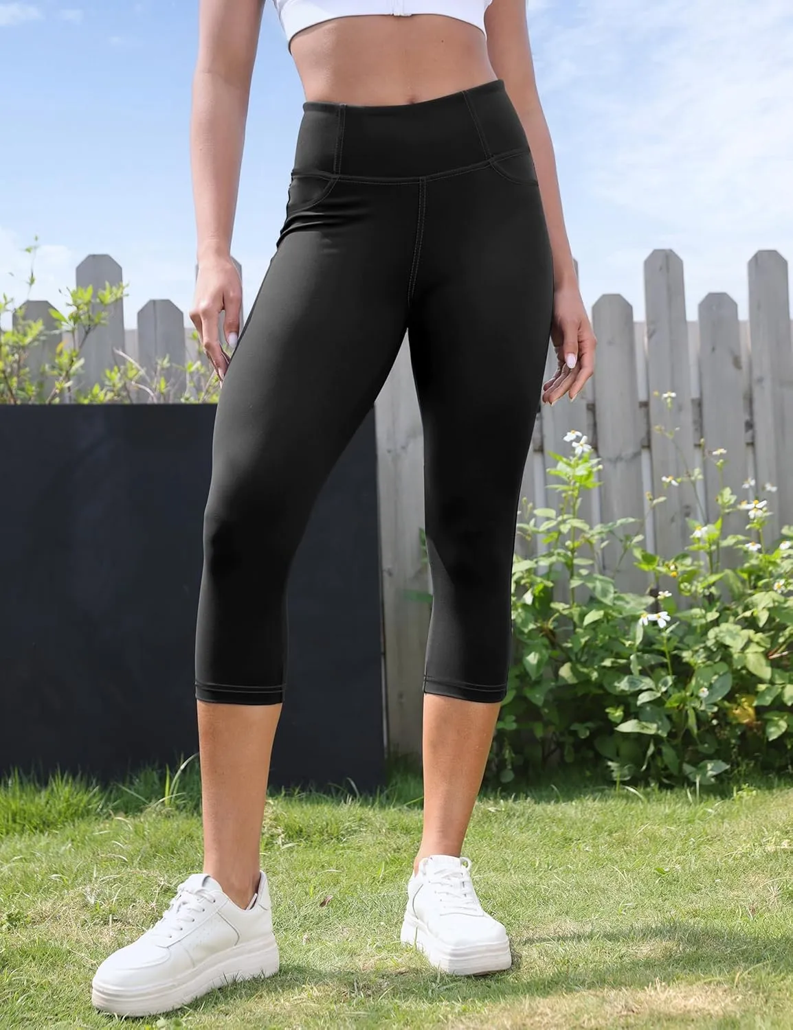 VOOVEEYA Capri Leggings for Women, High Waisted Yoga Pants with Back Pockets Crop Workout Capris Pants
