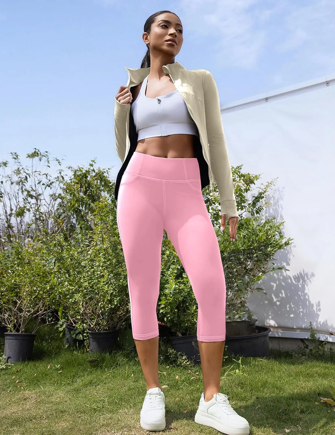 VOOVEEYA Capri Leggings for Women, High Waisted Yoga Pants with Back Pockets Crop Workout Capris Pants