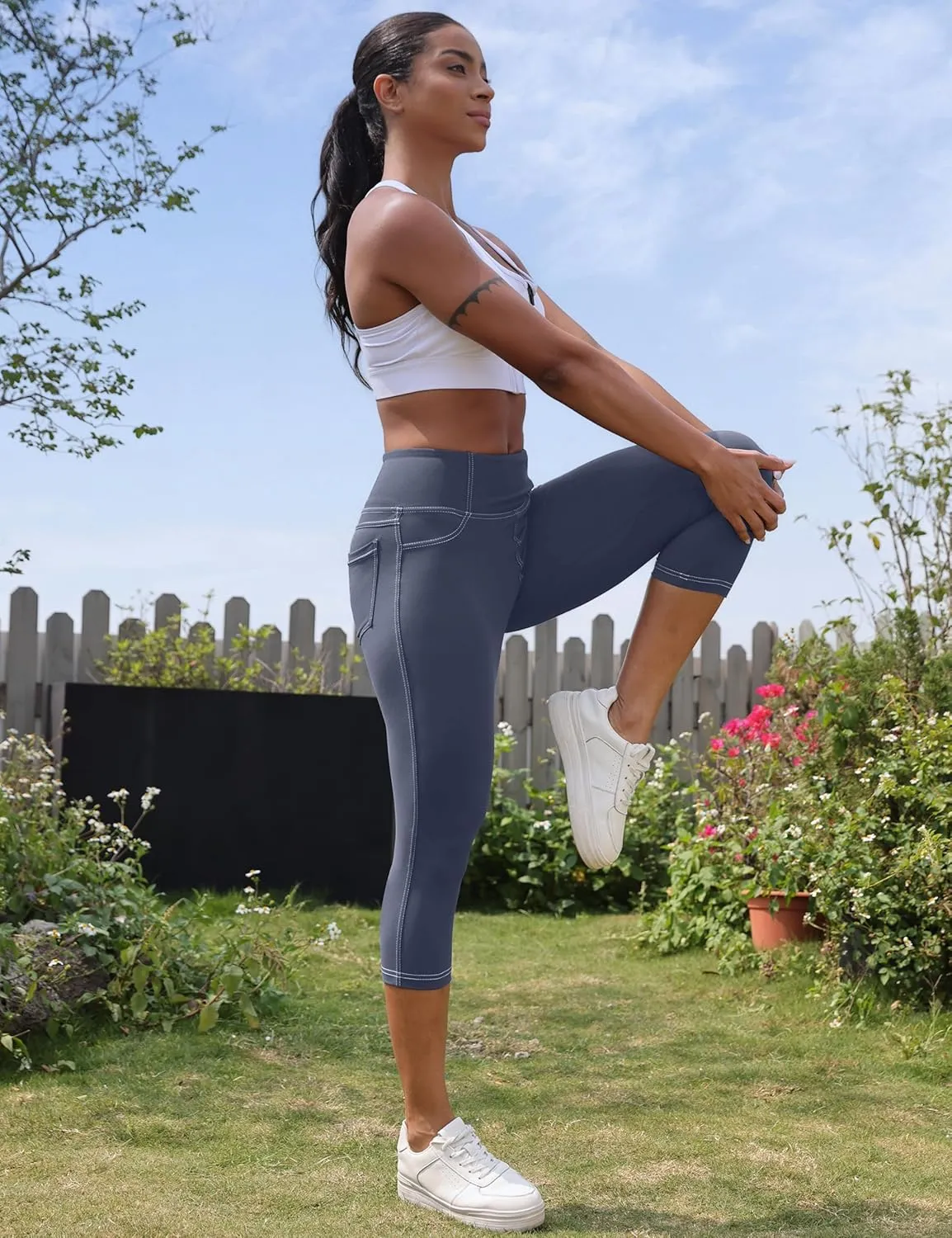VOOVEEYA Capri Leggings for Women, High Waisted Yoga Pants with Back Pockets Crop Workout Capris Pants