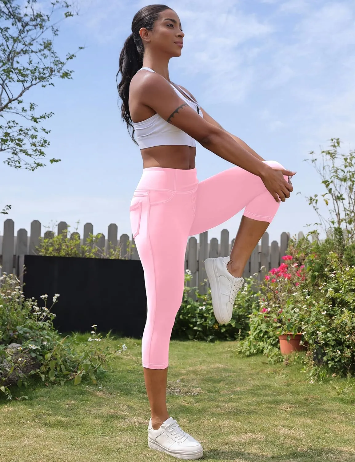 VOOVEEYA Capri Leggings for Women, High Waisted Yoga Pants with Back Pockets Crop Workout Capris Pants