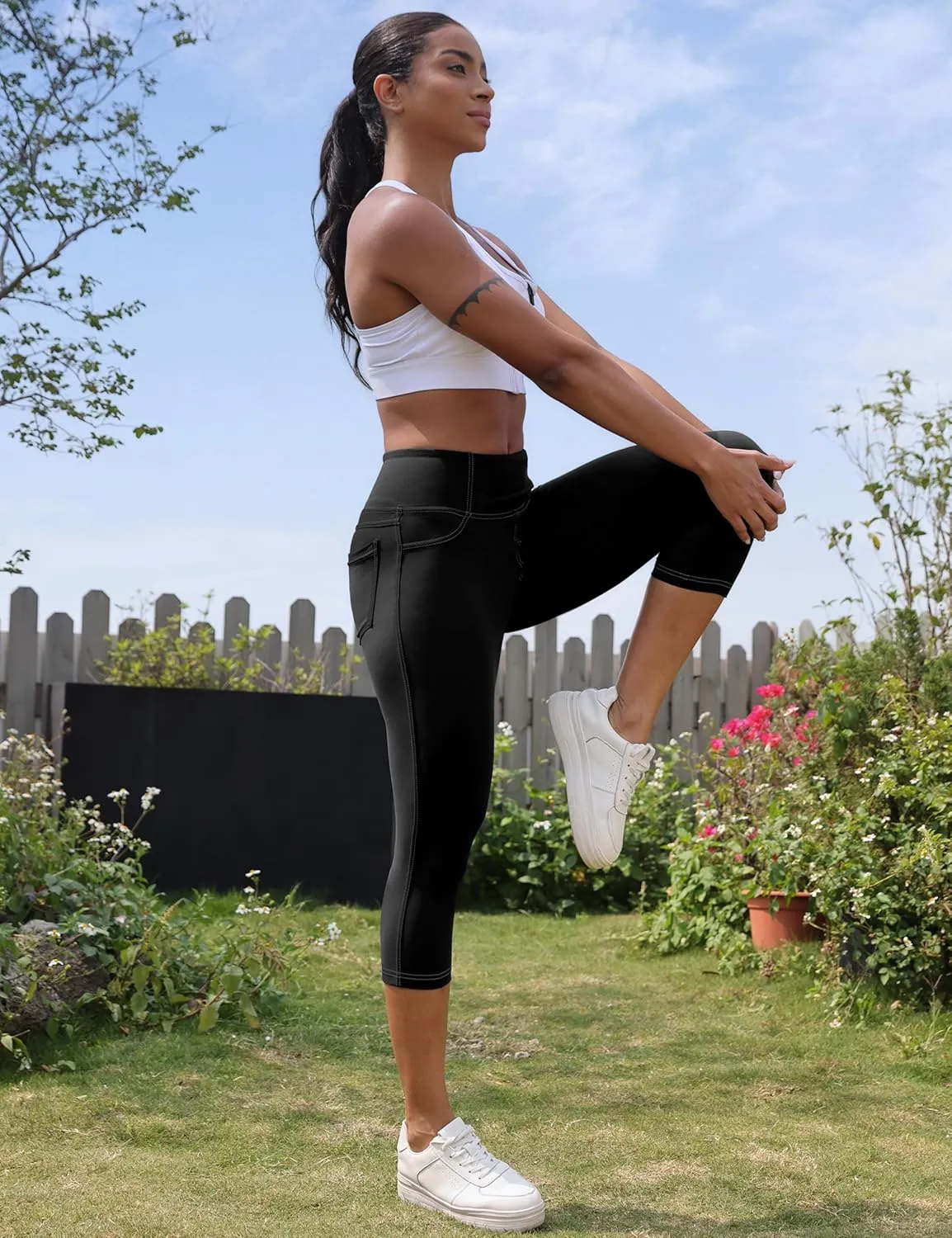 VOOVEEYA Capri Leggings for Women, High Waisted Yoga Pants with Back Pockets Crop Workout Capris Pants