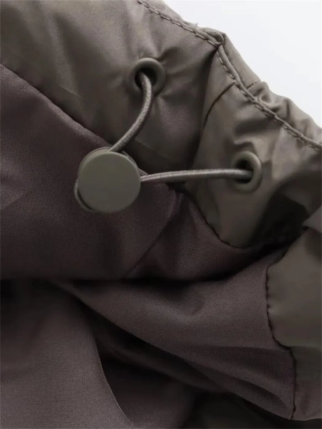 Women's High Collar Hooded Short Puffer Jacket Winter Thickened Warm Quilted Down Coat Windproof Warm Parkas