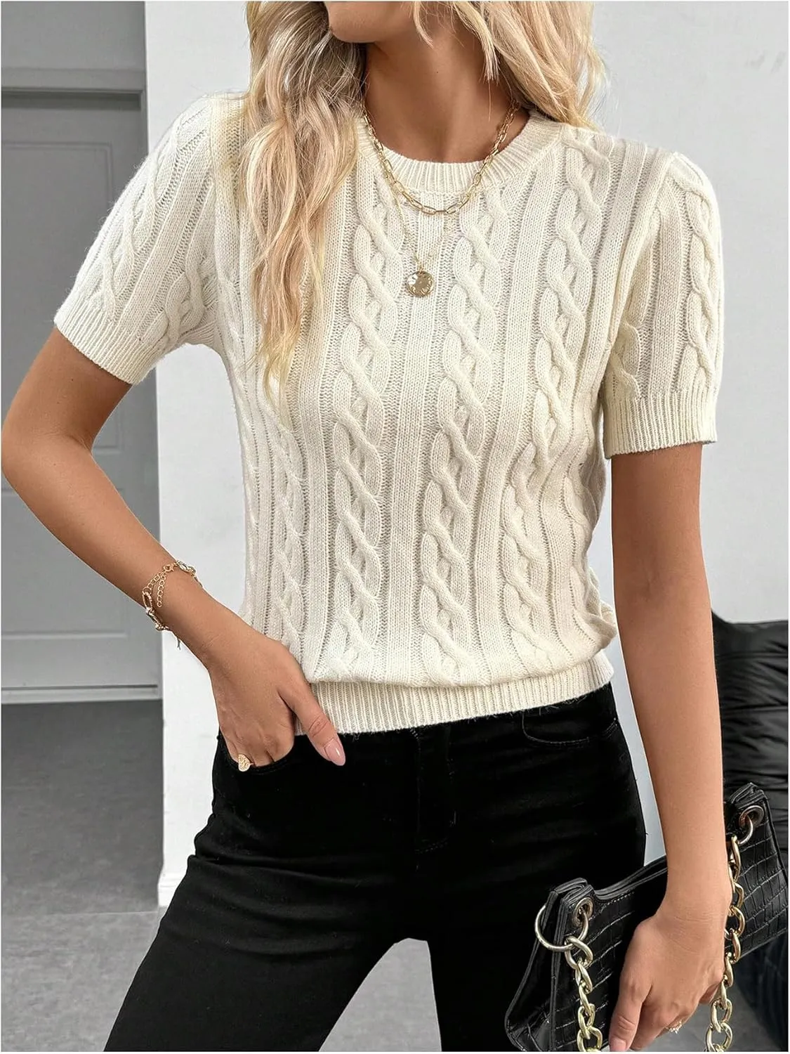 Women's Short Sleeve Cable Knit Sweater Crewneck Slim Fit Knit Pullover Tops Knitwear