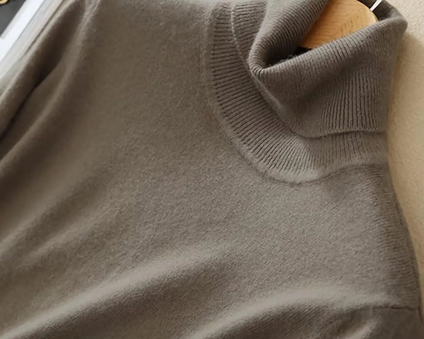 Womens' Turtleneck Knit Sweater
